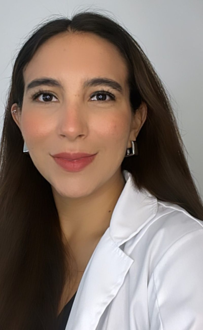 Dra.-Daniela-Ruelas
